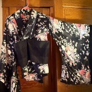 Floral Black Kimono